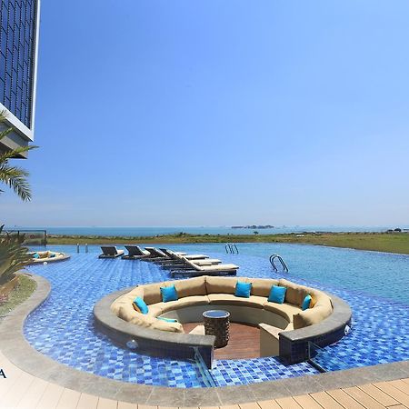 The Rinra Hotel Makassar Eksteriør billede