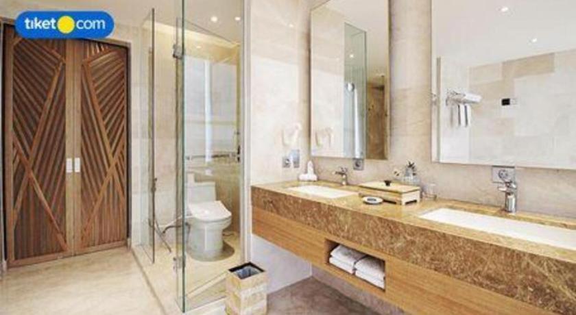The Rinra Hotel Makassar Eksteriør billede